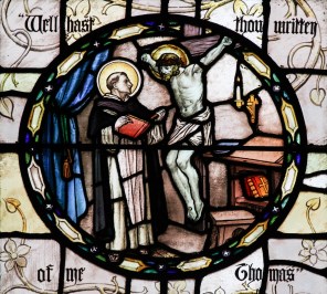 성 토마스 아퀴나스의 저서를 칭찬하시는 그리스도_photo by Lawrence OP_in the Church of St Vincent Ferrer in New York City_New York USA.jpg